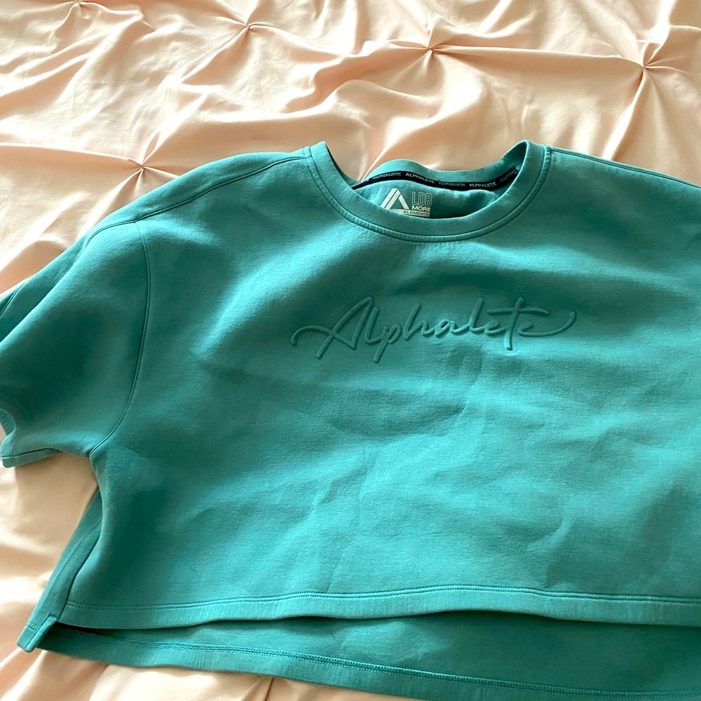 Alphalete Teal Crop Top 2XL